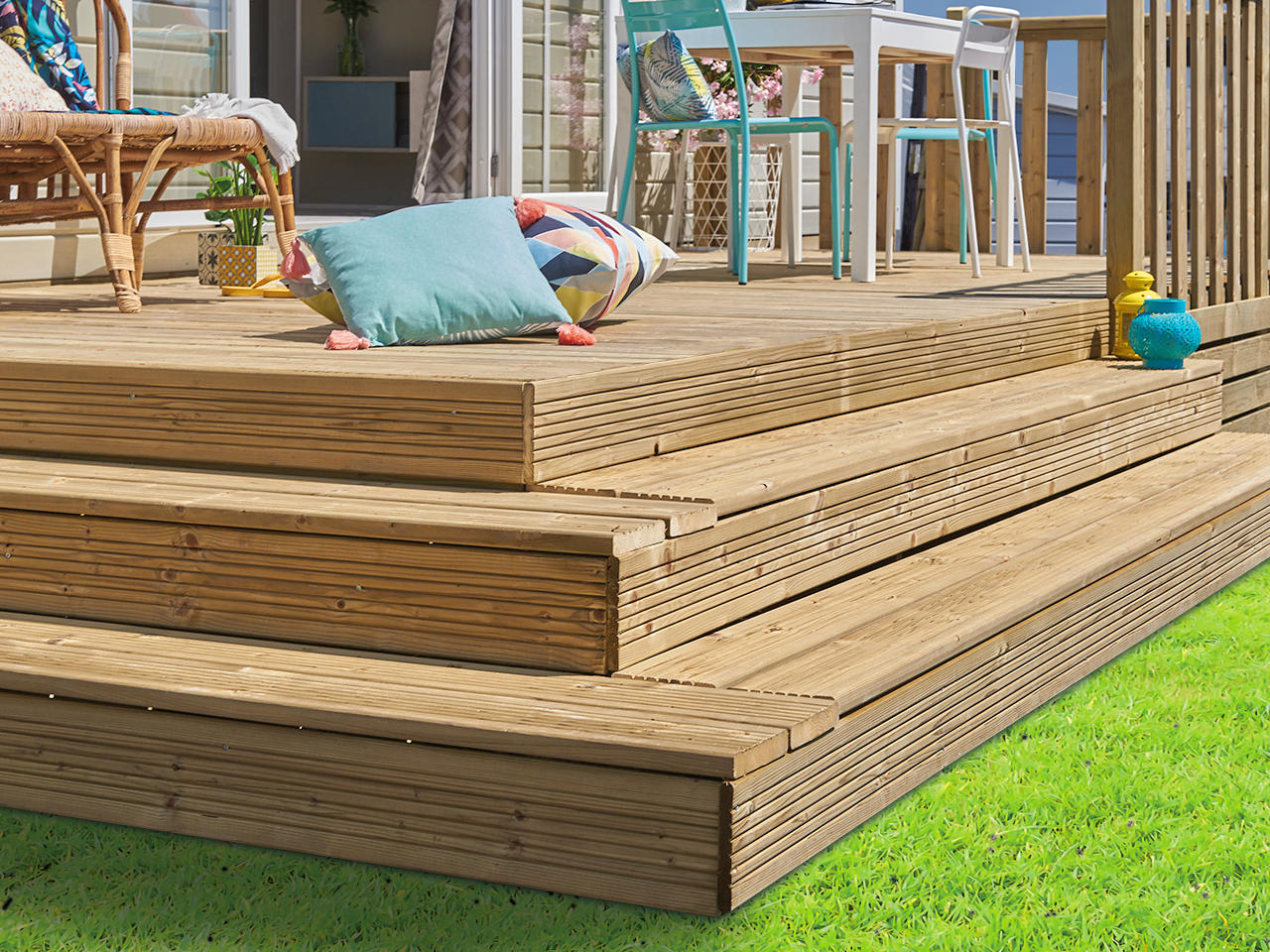 Terrasse bois classique Podium couverte pour mobil-home | Clairval